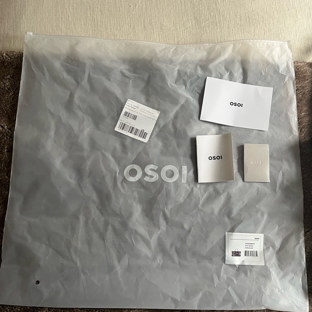 Osoi Brocle Tote Stone Black - Picture 5 of 5